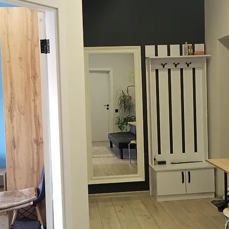 In Bozdosh Estate * 우주고로트