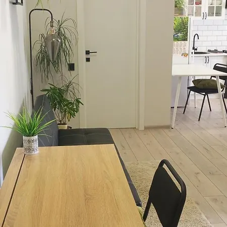 아파트 In Bozdosh Estate