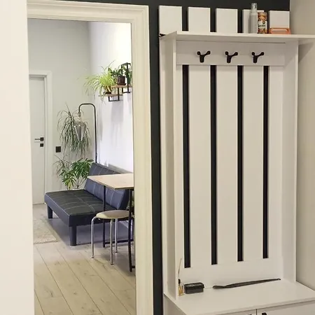 In Bozdosh Estate * 우주고로트