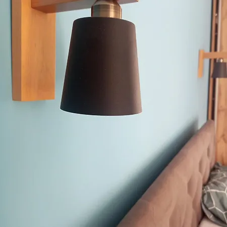 In Bozdosh Estate 아파트 우주고로트