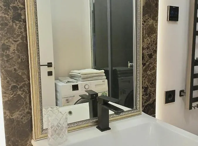 In Bozdosh Estate * Oezjhorod